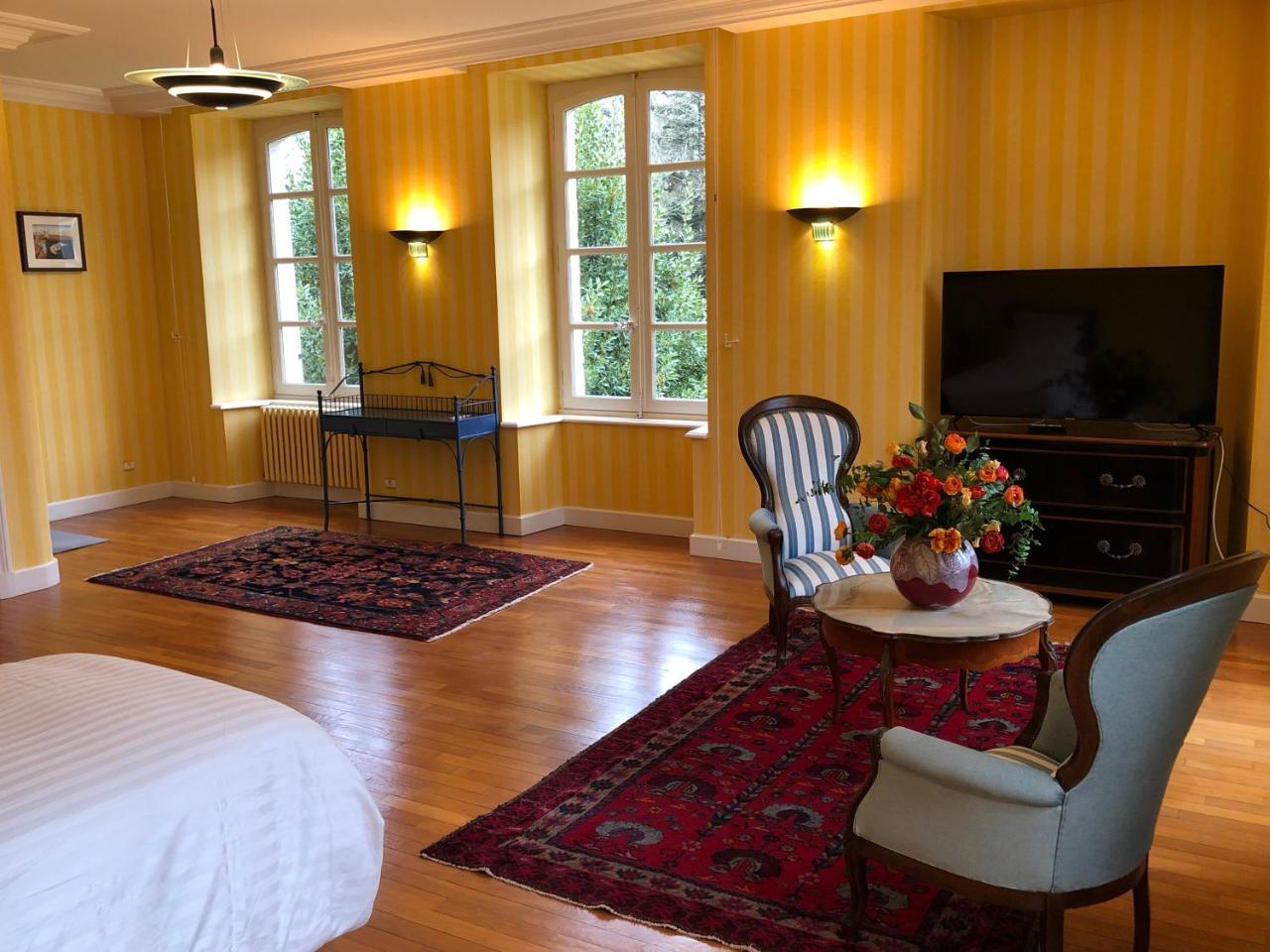 Chateau De Lannouan Landévant Εξωτερικό φωτογραφία